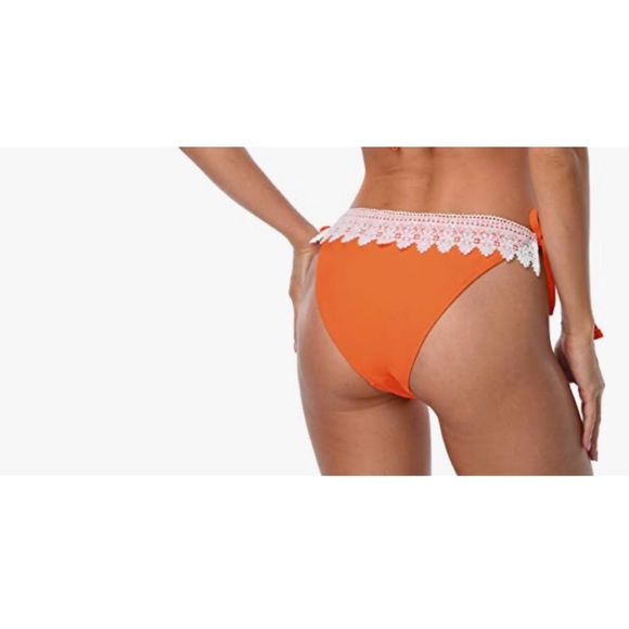 🎉 3/$20 👯♀️Host Pick⚡️NWOT Triangle w/ Lace Trim Bikini Bottom - Picture 2 of 7